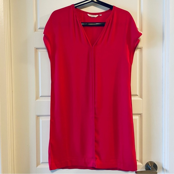 Bundle of Mostly Aritzia Dresses. - Picture 2 of 4